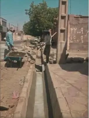 📸گزارش تصویری||  عملیات اصلاح کانال آب‌وهمچنین اصلاح شیب کوچه ۱۷شهریور۱۸