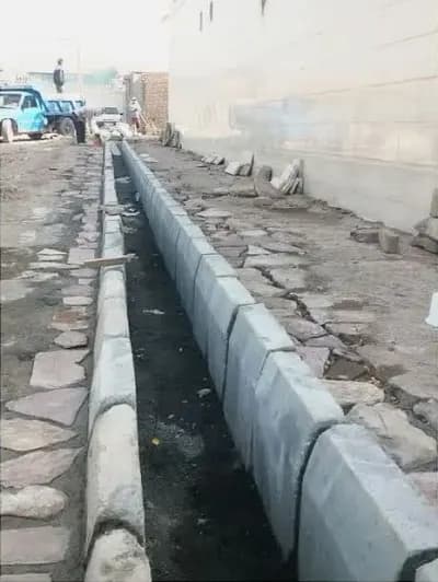 📸گزارش تصویری||  ادامه عملیات نصب جدول جهت هدایت آبهای سطحی پارک دانش