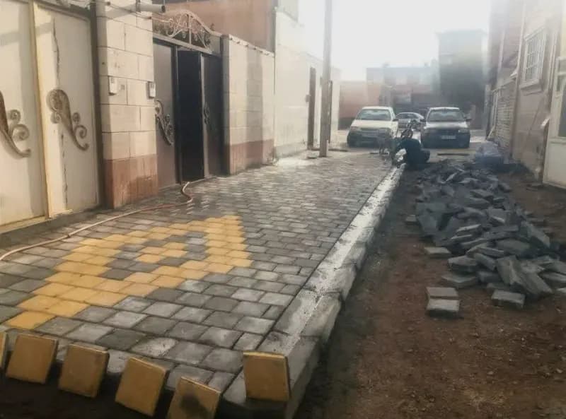 📷گزارش تصویری|  عملیات نصب جدول کانیووسط ونصب تایل بتنی کوچه شهیداکبرنژاد ۷