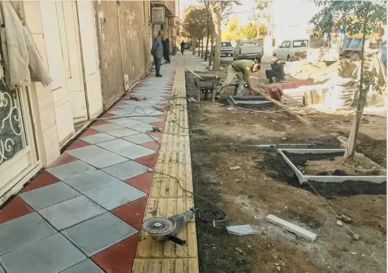 📷گزارش تصویری|  عملیات پیاده روسازی ونصب موزاییک نیلوفرشمالی ۶