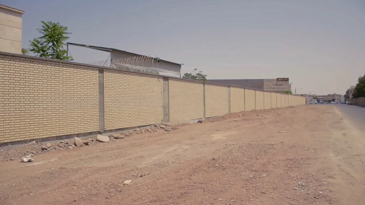 اقدامات بینظیر دراین دوره مدیریت شهری، عقب نشینی دیوار شرکت برق در راستای بند 14ماده 55قانون شهرداری های