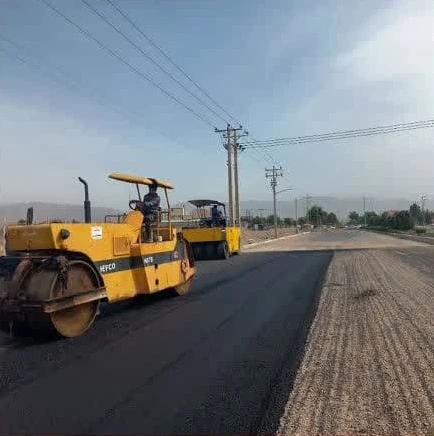 📷گزارش تصویری| عملیات آسفالت بلوارمجلس (ضلع غربی آرامگاه شهیدمدرس)